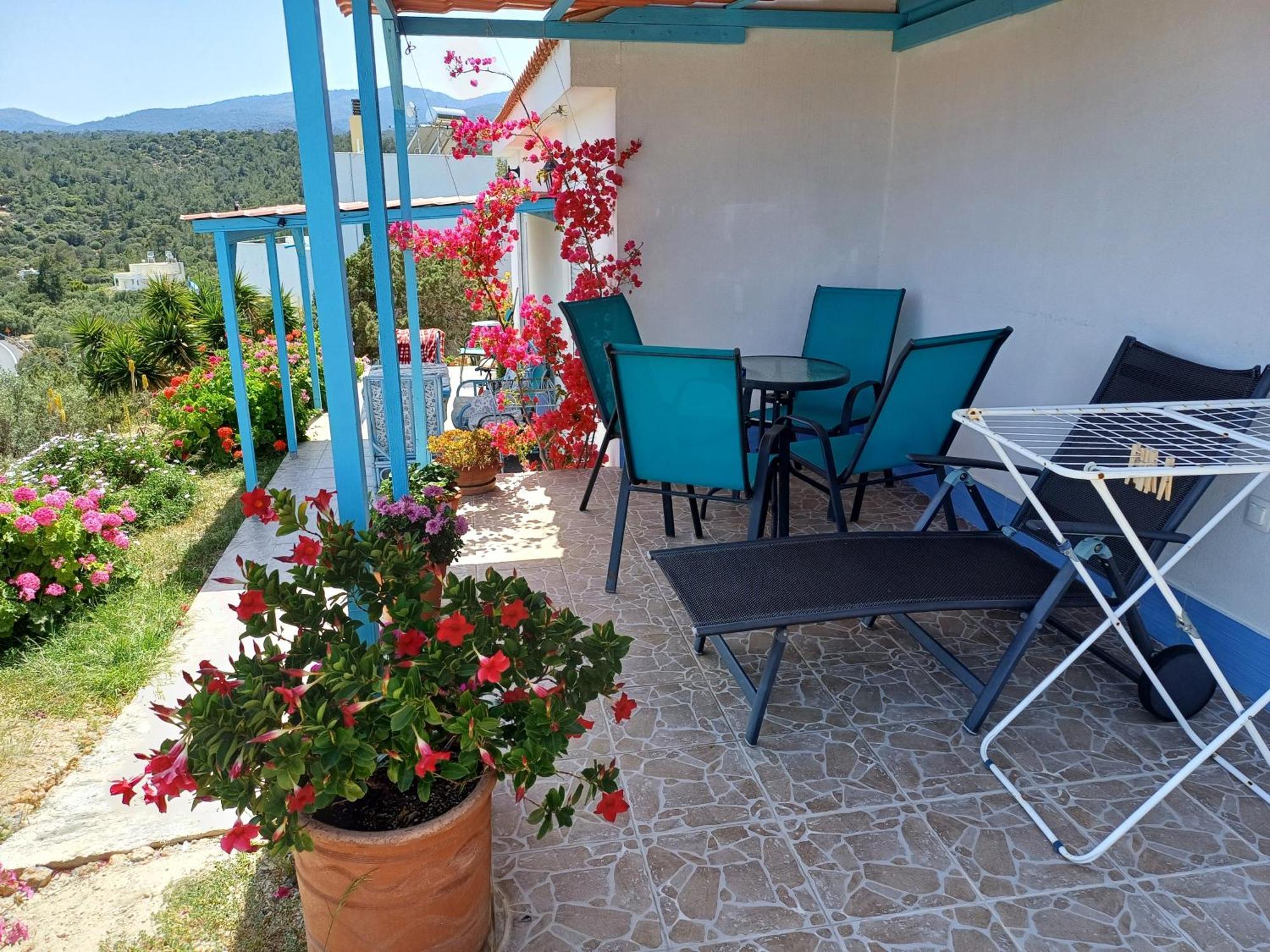 Hari Apartments Vathi, Agios Nikolaos Crete Exterior foto